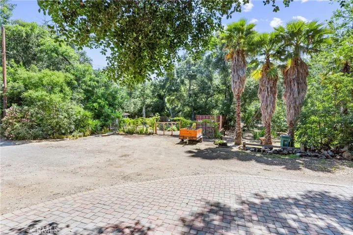 19387 Live Oak Canyon Road, Trabuco Canyon, California 92679