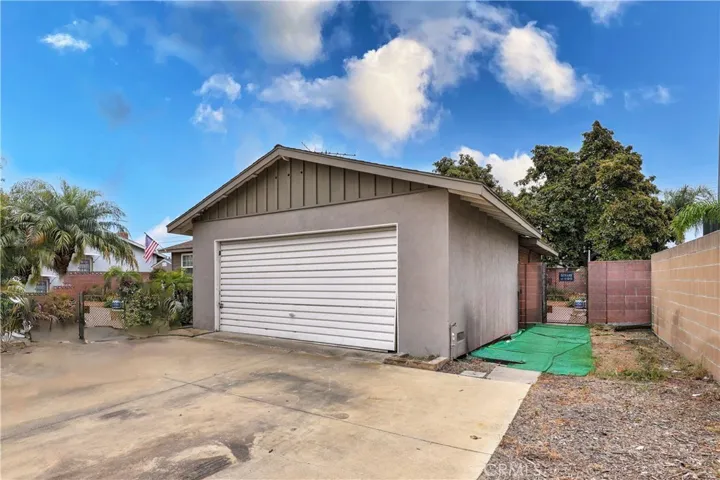 5506 Cuba, Buena Park, California 90620