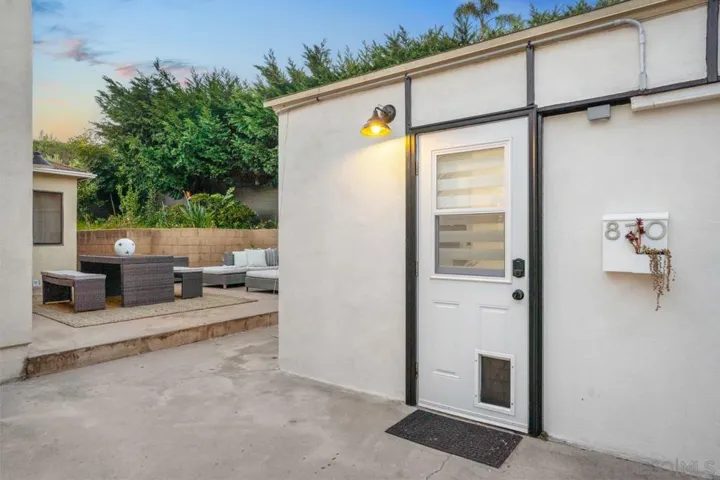 320 Sq Ft ADU was permitted as a Rumpus room with a full bath. Kitchenette has a wet bar sink.