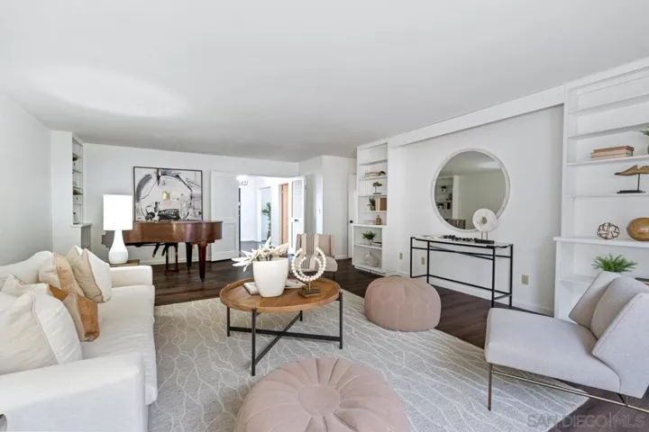 Den/Family/Great Room