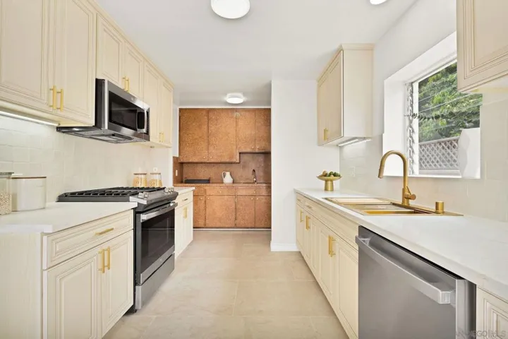 870 San Antonio Pl, San Diego, California 92106