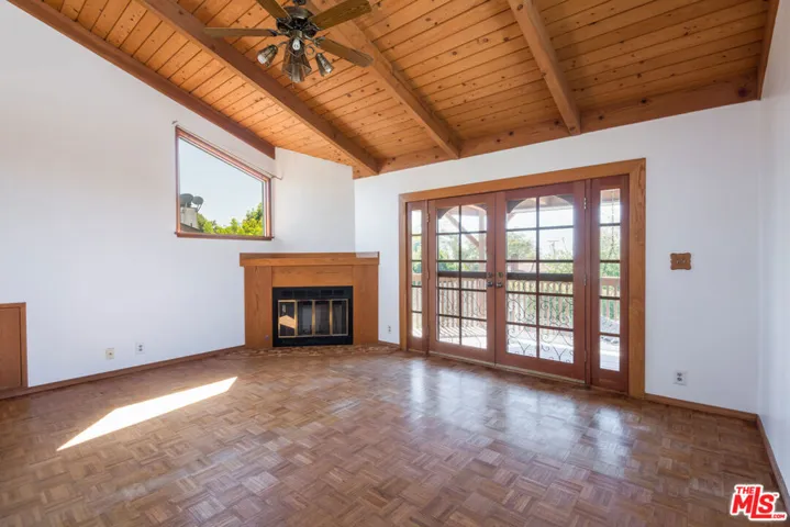367 N Grenola Street, Pacific Palisades, California 90272