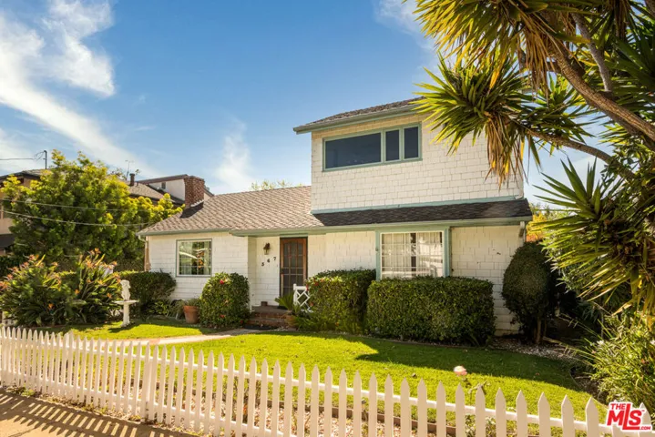 367 N Grenola Street, Pacific Palisades, California 90272