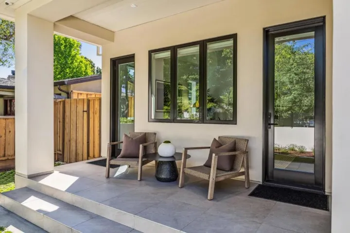 635 Marion Avenue, Palo Alto, California 94301