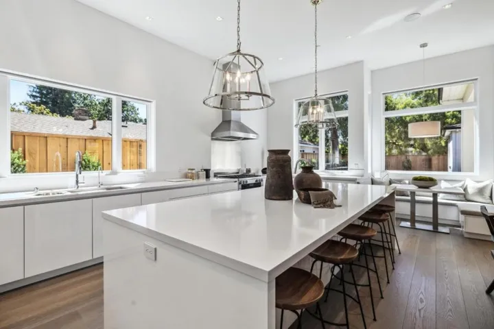 635 Marion Avenue, Palo Alto, California 94301