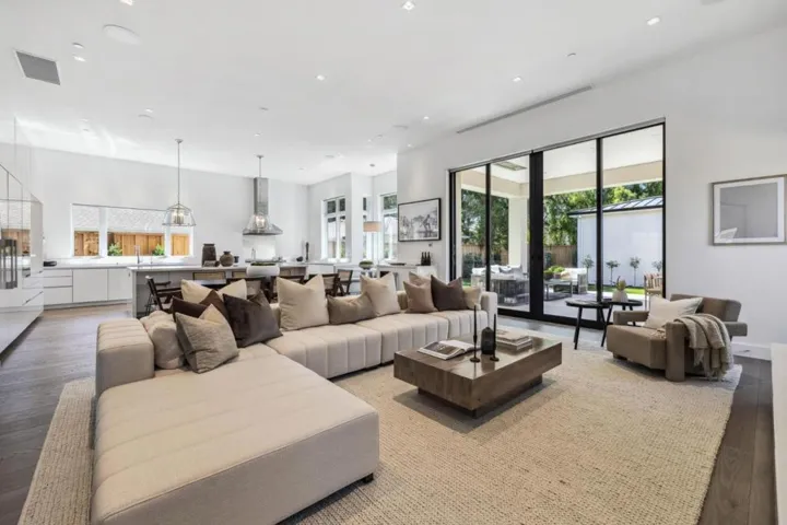 635 Marion Avenue, Palo Alto, California 94301