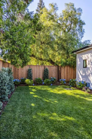 635 Marion Avenue, Palo Alto, California 94301