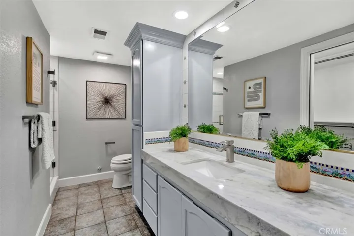 3249 Montana Avenue, Costa Mesa, California 92626