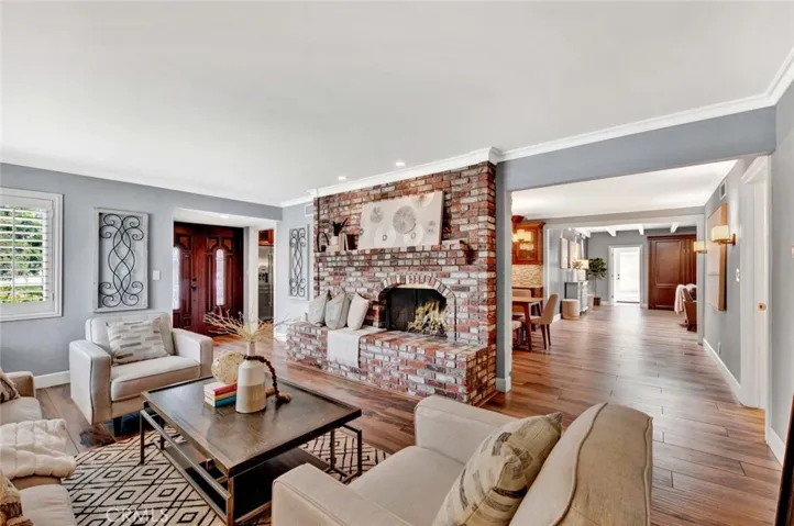 3249 Montana Avenue, Costa Mesa, California 92626