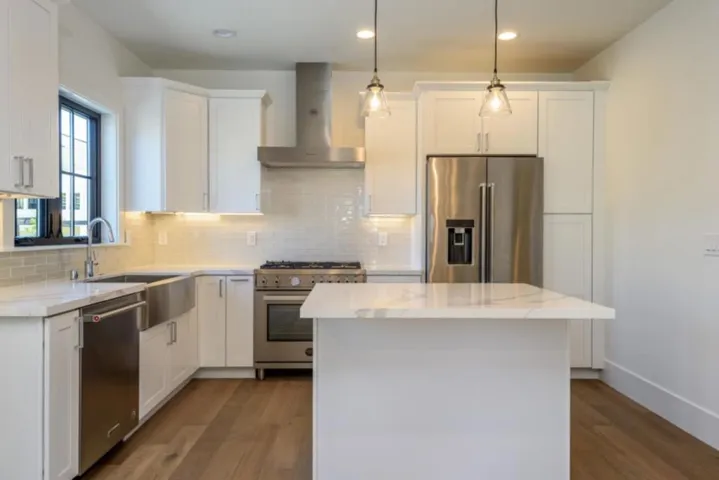 545 Oxford Avenue, Palo Alto, California 94306
