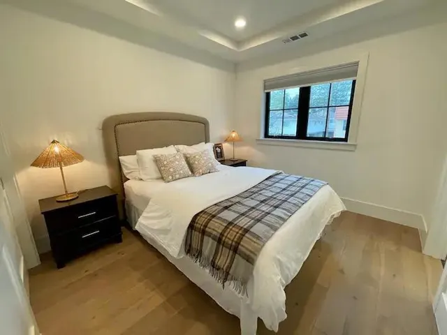 545 Oxford Avenue, Palo Alto, California 94306