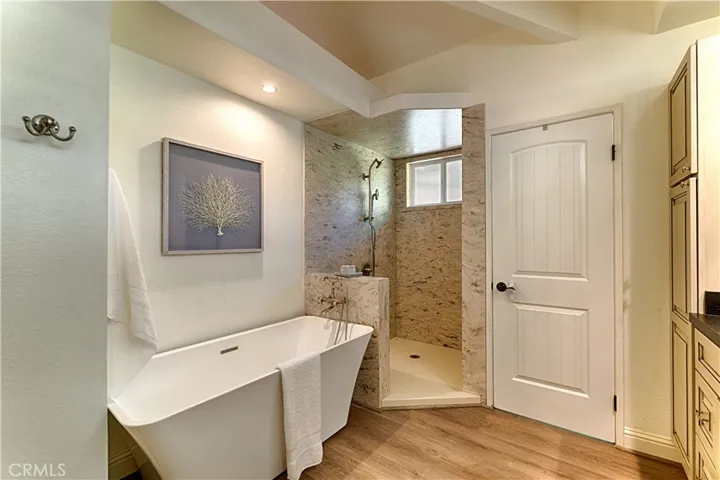 primary en suite bathroom