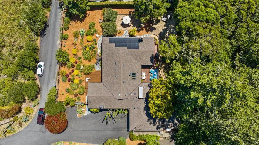 110 Las Lomas Drive, Aptos, California 95003