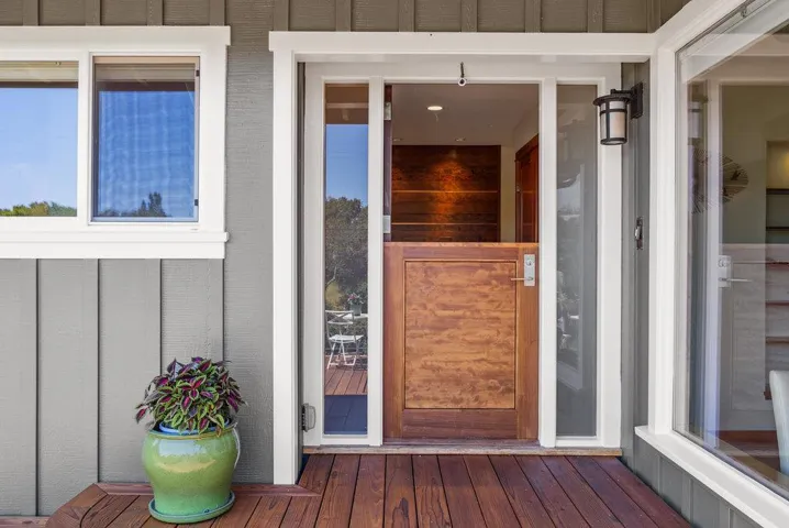 110 Las Lomas Drive, Aptos, California 95003