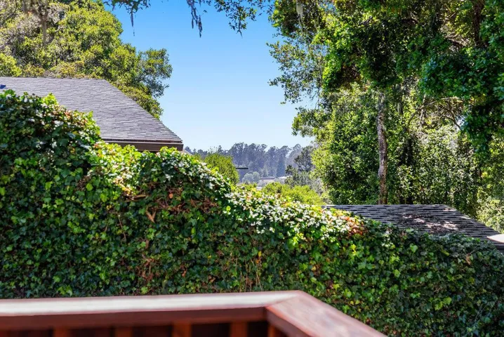 110 Las Lomas Drive, Aptos, California 95003