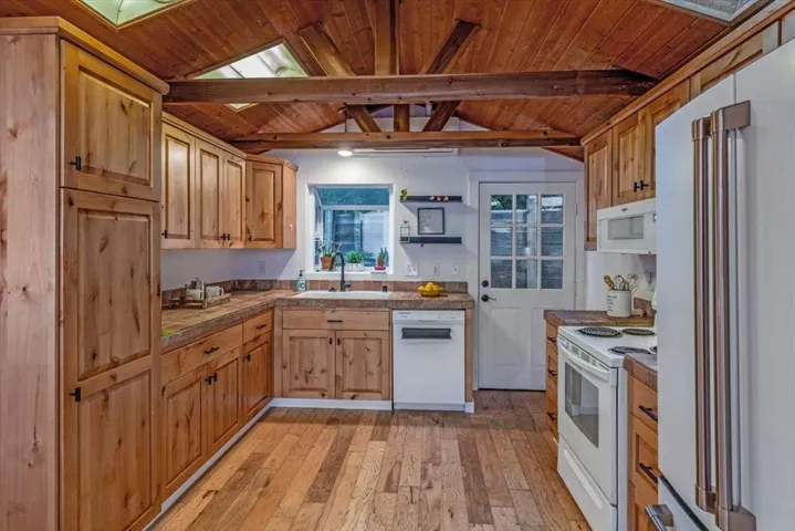 21471 Lee Drive, Los Gatos, California 95033
