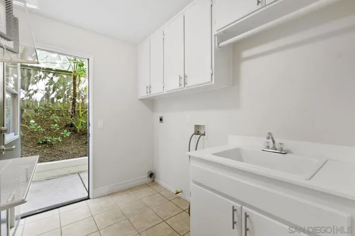 11406 Wills Creek Rd, San Diego, California 92131
