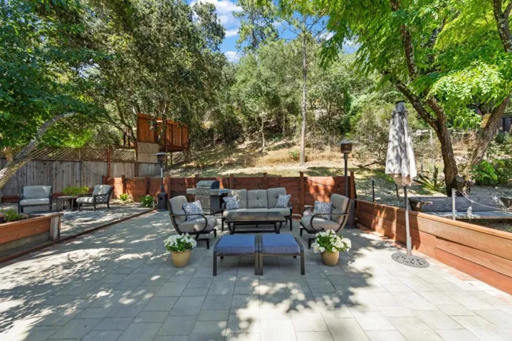 160 Woodston Way, Ben Lomond, California 95005