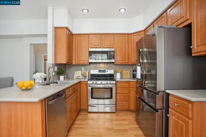 127 Galway Bay, Alameda, California 94502