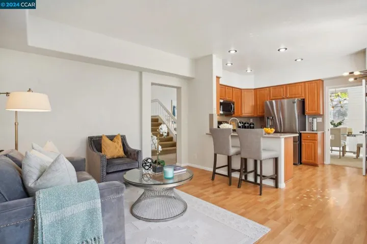 127 Galway Bay, Alameda, California 94502