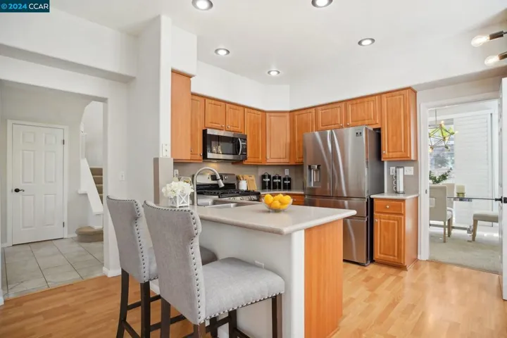 127 Galway Bay, Alameda, California 94502