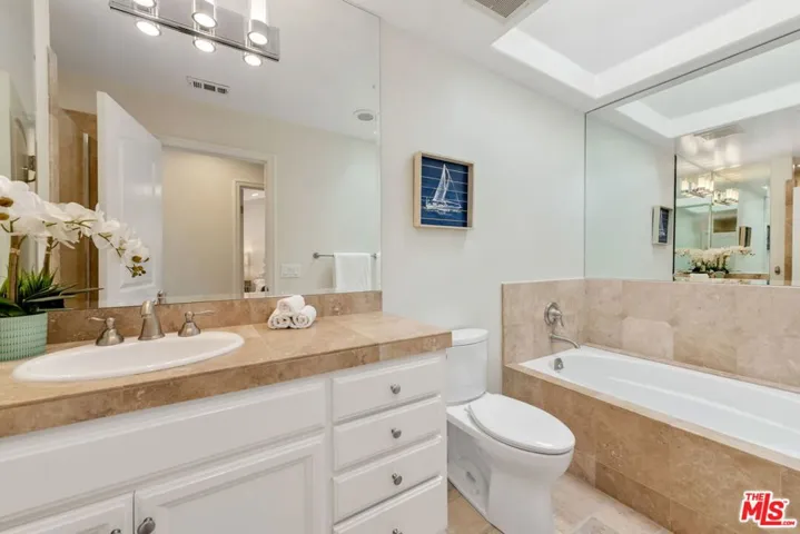 6434 Lunita Road, Malibu, California 90265