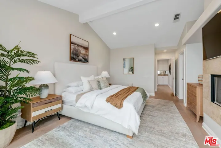6434 Lunita Road, Malibu, California 90265