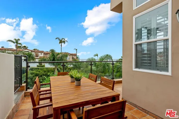 6434 Lunita Road, Malibu, California 90265