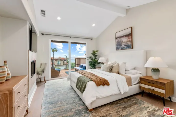 6434 Lunita Road, Malibu, California 90265