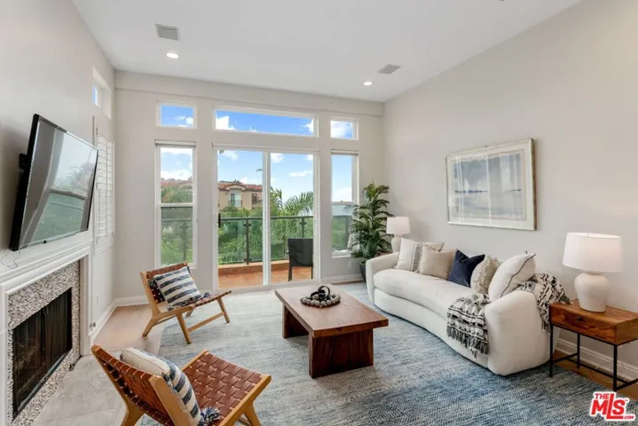 6434 Lunita Road, Malibu, California 90265