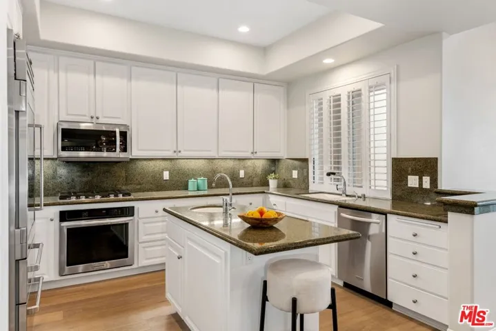 6434 Lunita Road, Malibu, California 90265