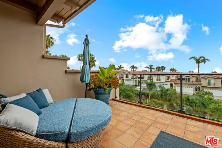 6434 Lunita Road, Malibu, California 90265