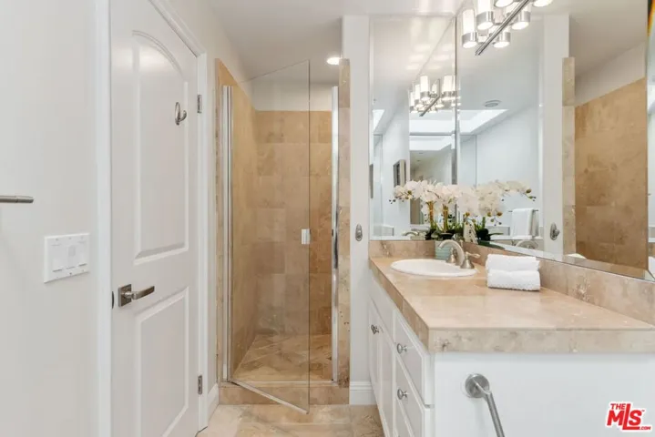 6434 Lunita Road, Malibu, California 90265