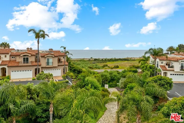6434 Lunita Road, Malibu, California 90265