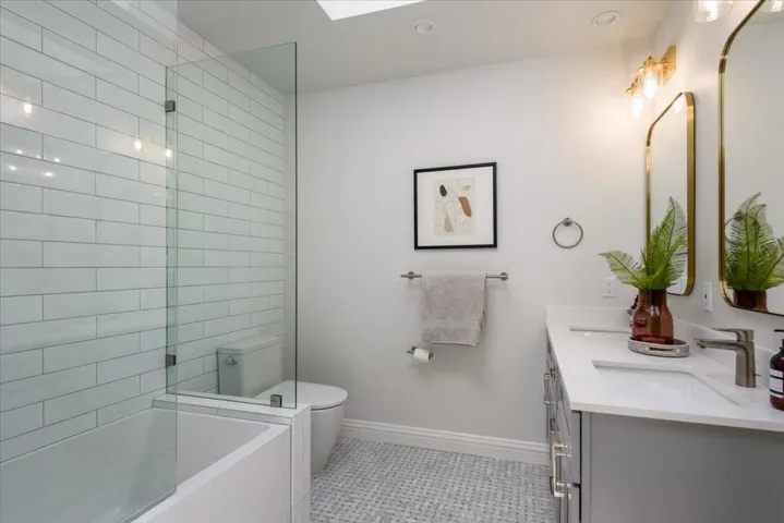 1611 Willow Avenue, Burlingame, California 94010