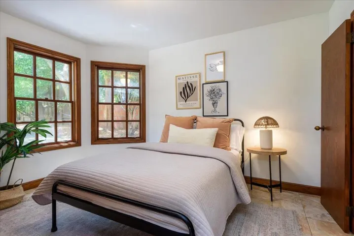 1611 Willow Avenue, Burlingame, California 94010