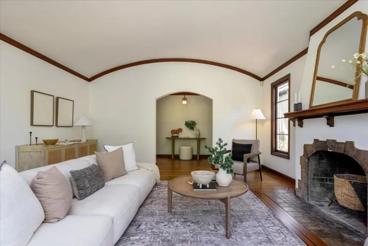 1611 Willow Avenue, Burlingame, California 94010