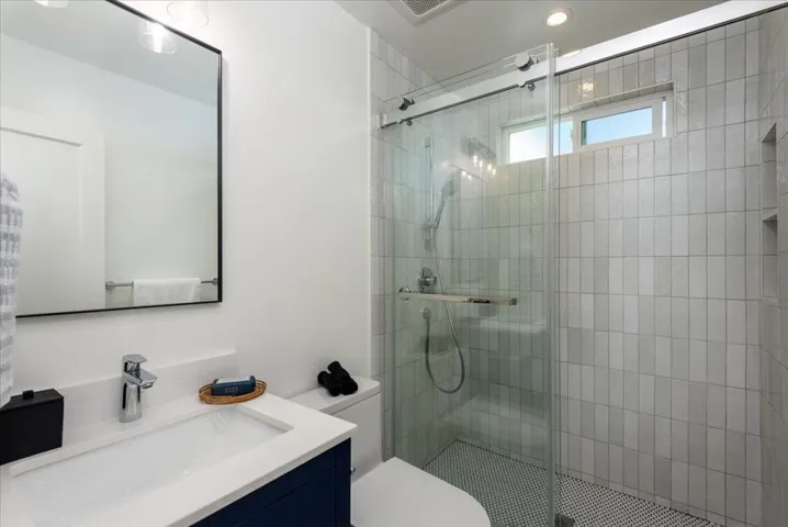 1611 Willow Avenue, Burlingame, California 94010