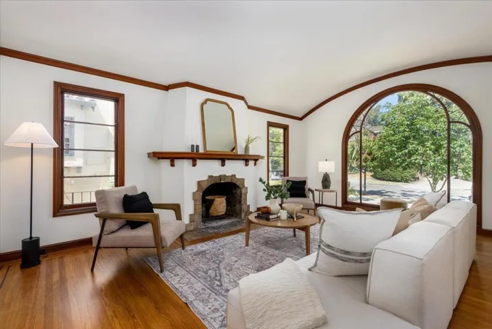 1611 Willow Avenue, Burlingame, California 94010
