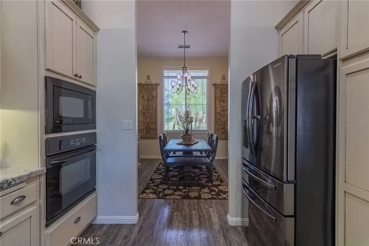 15943 Chateau Montelena Drive, Bakersfield, California 93314