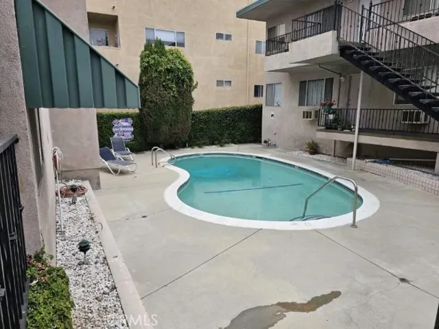 4533 Colbath Avenue 24, Sherman Oaks, California 91423