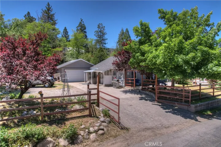 22925 Byron Road, Crestline, California 92325