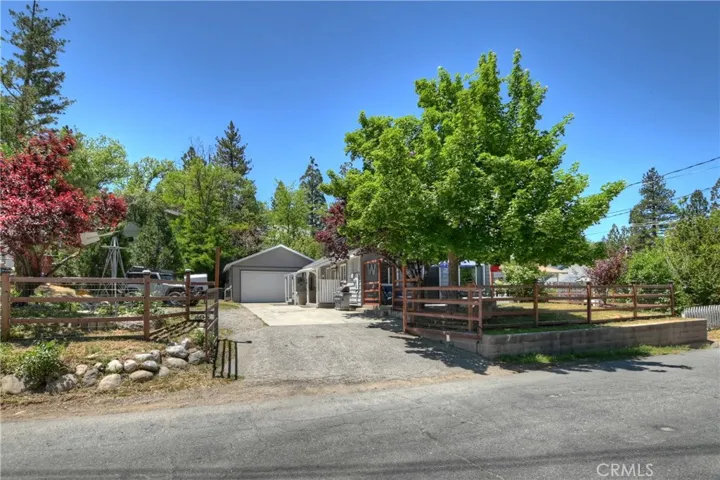 22925 Byron Road, Crestline, California 92325