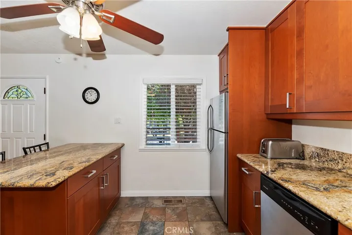 22925 Byron Road, Crestline, California 92325