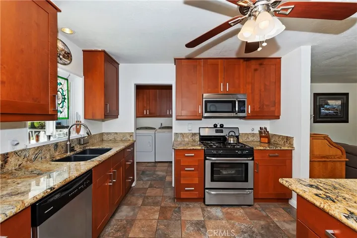 22925 Byron Road, Crestline, California 92325