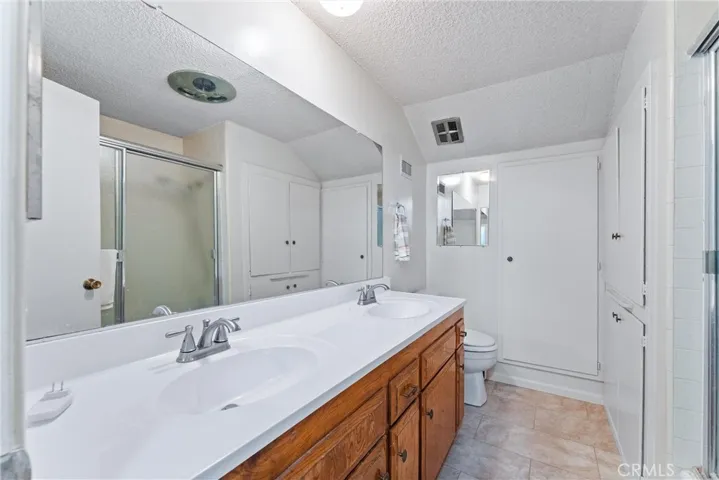 Upstairs Bathroom