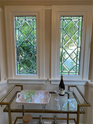 Leaded glass windows in the breakfast nook.