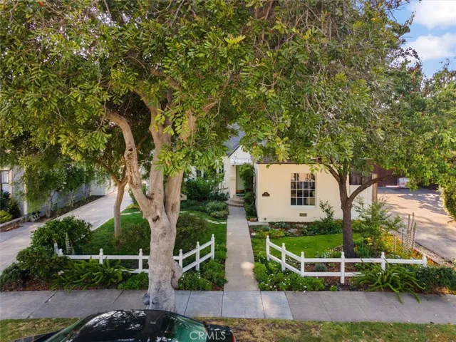 Charming gardens.