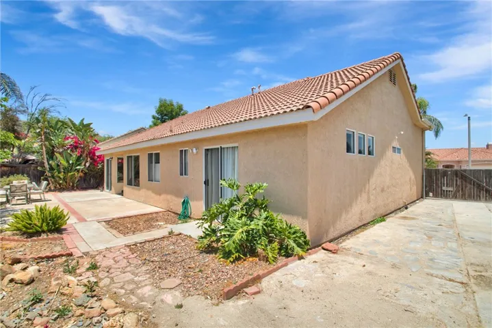 28571 Corvus Way, Menifee, California 92586