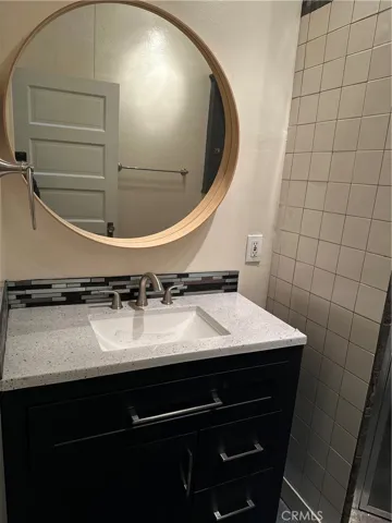 1013 Locust Avenue, Long Beach, California 90813